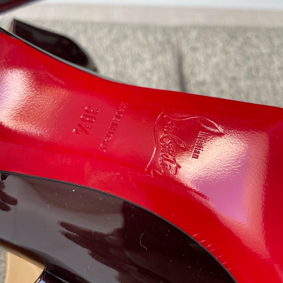 Christian Louboutin So Kate 120, Rouge Noir Patent, EU38.5 (fits a US7.5 or US8) - Picture 3 of 6